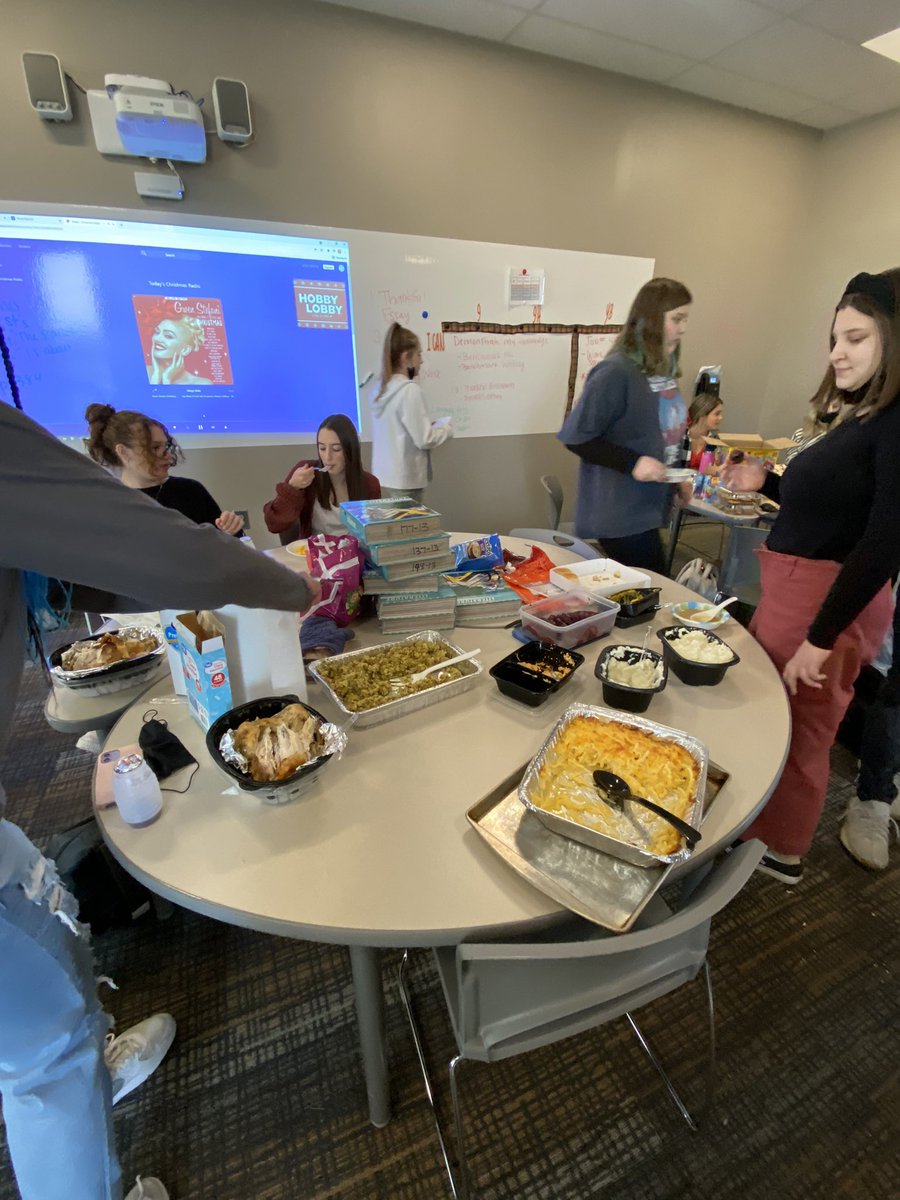 NorthYearbook1's tweet photo. Happy Thanksgiving from the yearbook class! We had our Friendsgiving today to celebrate their hard work this year 🦃🍽 https://t.co/RkPjDB1t1Z