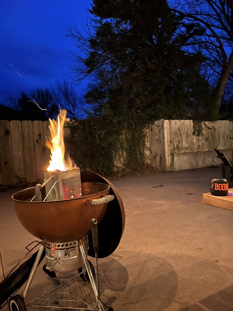 stillwaterwill's tweet photo. Seemed like a good night to fire up the grill and listen to @TpTroubadours. https://t.co/lth3Mt2Euz