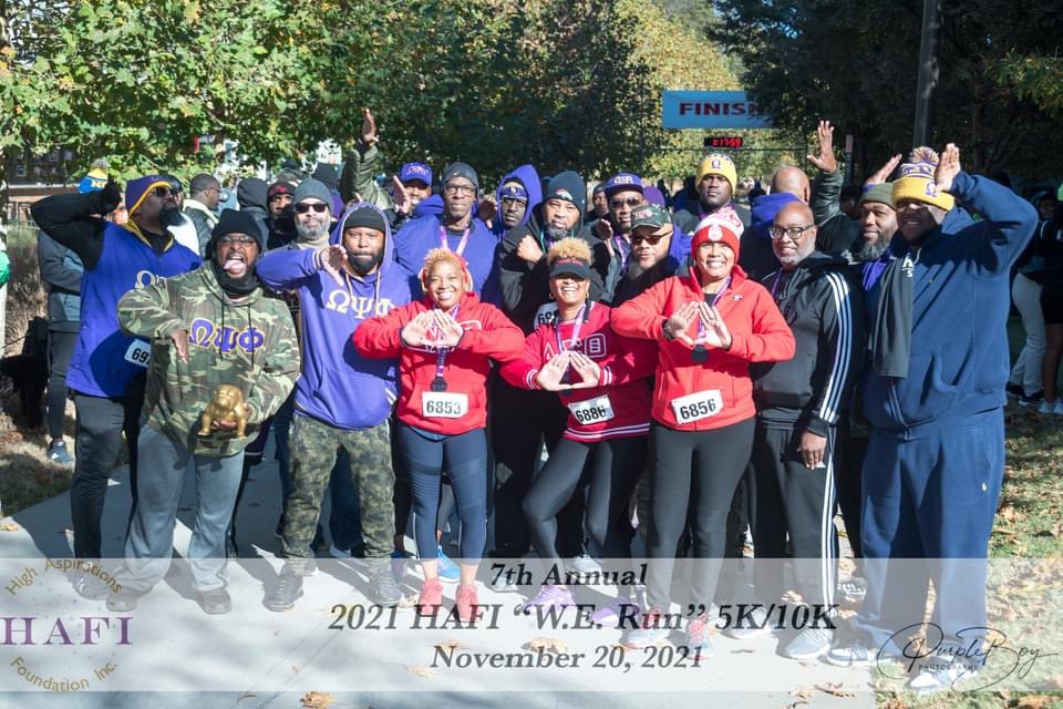 Congratulations to <a href="/HHS_Conyers/">Heritage HS-Conyers</a> Senior @Gabriel26140343 on winning the 7th annual Hafi “We Run” 5K/10K of <a href="/TauChapterQues/">Thunderin Tau Ques</a> I also ran and did not embarrass myself! Proceeds from the event will aid in scholarships for local HS students #omegapsiphi <a href="/HHS_ConyersTF/">Heritage (Conyers) Track & Field</a> @patriots_hhs