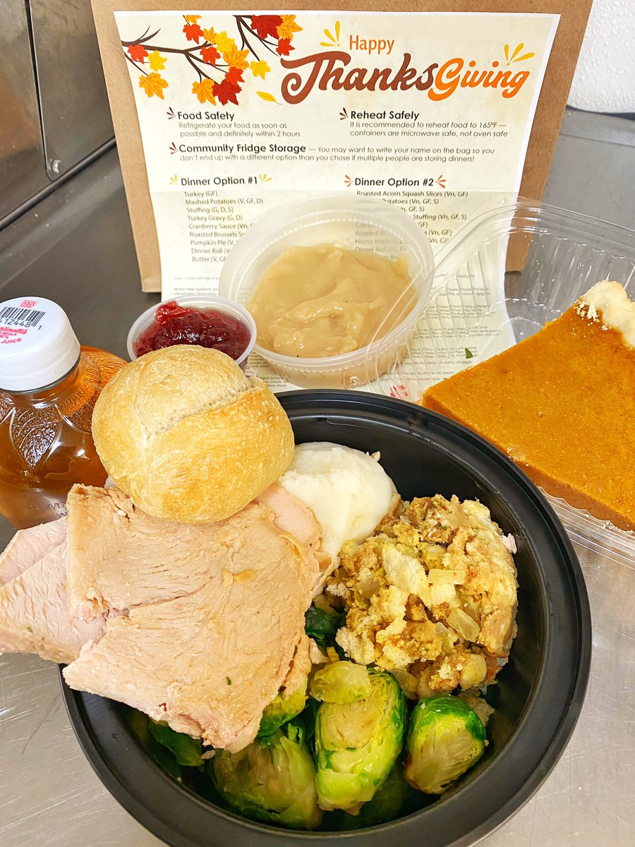 pludining's tweet image. We are grateful for all of our PLU students! It was especially satisfying to hand out Thanksgiving meals today to some of our students who will be staying on campus over the holiday weekend. Have a great break! #plufood #golutes