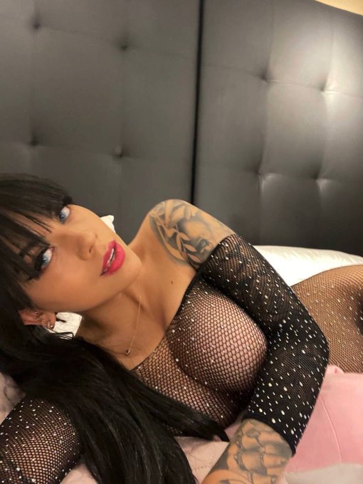 Dime cosas calientes&hellip; 🔥🔥🔥 https://t.co/91jX7Or3P9<a href="/tag/retweeet"class="tags"><span>#retweeet</span></a><a href="/tag/onlyfans"class="tags"><span>#onlyfans</span></a>