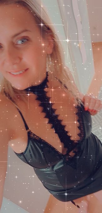 Good night :-) Kisses Julia https://t.co/eZWaRR7wDD<a href="/tag/sexy"class="tags"><span>#sexy</span></a><a href="/tag/milf"class="tags"><span>#milf</span></a><a href="/tag/bayern"class="tags"><span>#bayern</span></a><a href="/tag/heiss"class="tags"><span>#heiss</span></a><a href="/tag/kostenlos"class="tags"><span>#kostenlos</span></a>