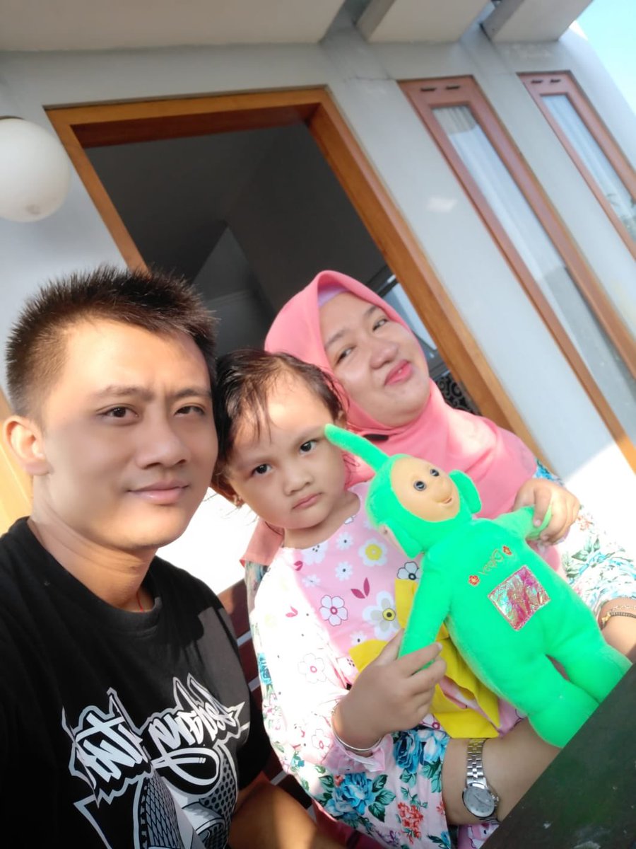 AFni_coy's tweet photo. #250921 #jogja 👨‍👩‍👧💗 https://t.co/wxdEwYq3eX
