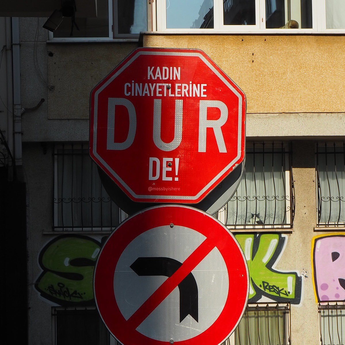 kadikoybelediye's tweet photo. Kadın Cinayetlerine 
Şiddete 
Dur De ❗️

#KadıköyYaşatır https://t.co/UnPdIfK1Kv