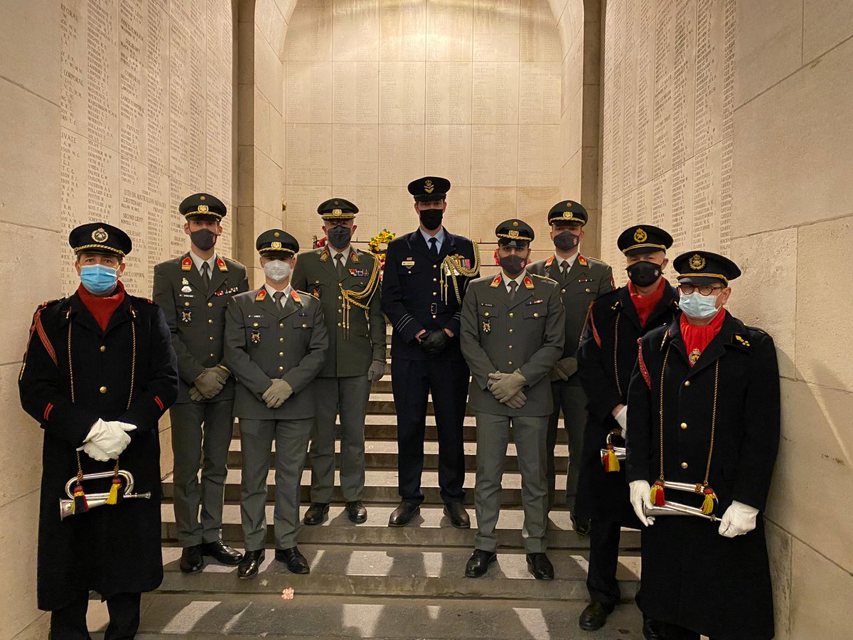 AndreasSumper's tweet photo. This evening in #Ieper : first Austrian commemoration at #Menengate 

Australian and Austrian Defence Attachés as well as Cadets from the Austrian Military Academy laying wreaths #WeRemember https://t.co/BthIjUzmaV