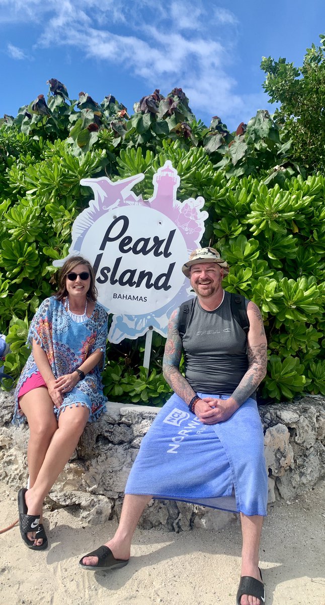 📓Tenille Shade✏️☮️ tweet media