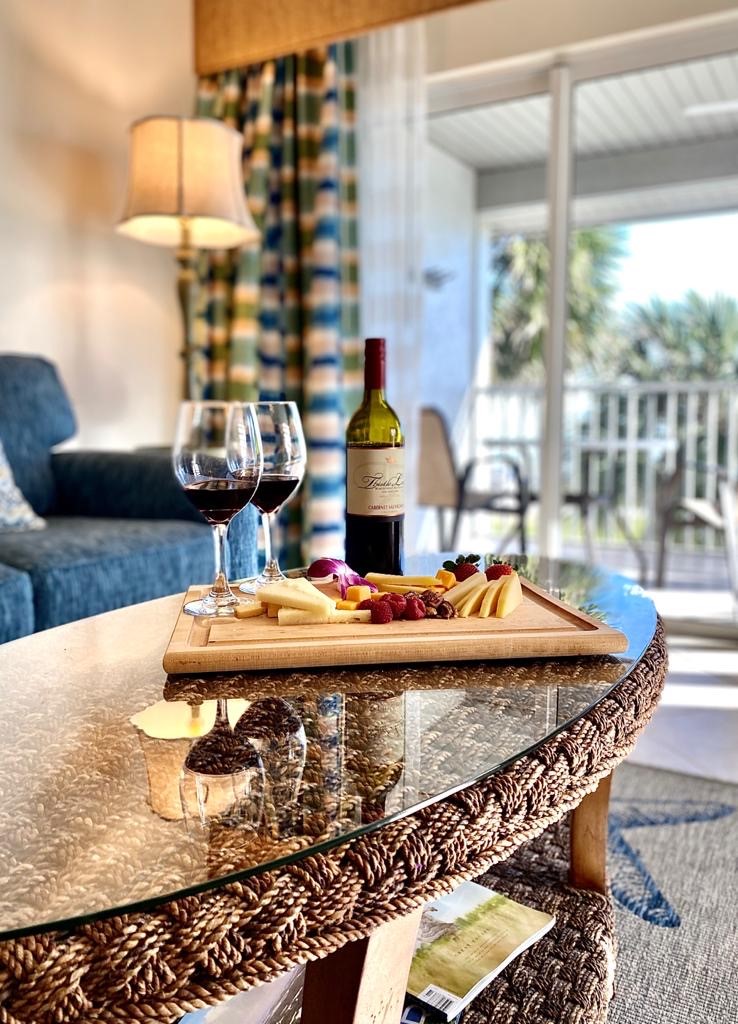 Off the beaten path, on Sanibel Island lies a secluded paradise awaiting your arrival. 

#casaybelresort #sanibelisland #floridagetaway #beachvacation #captivaisland #florida #islandlife
