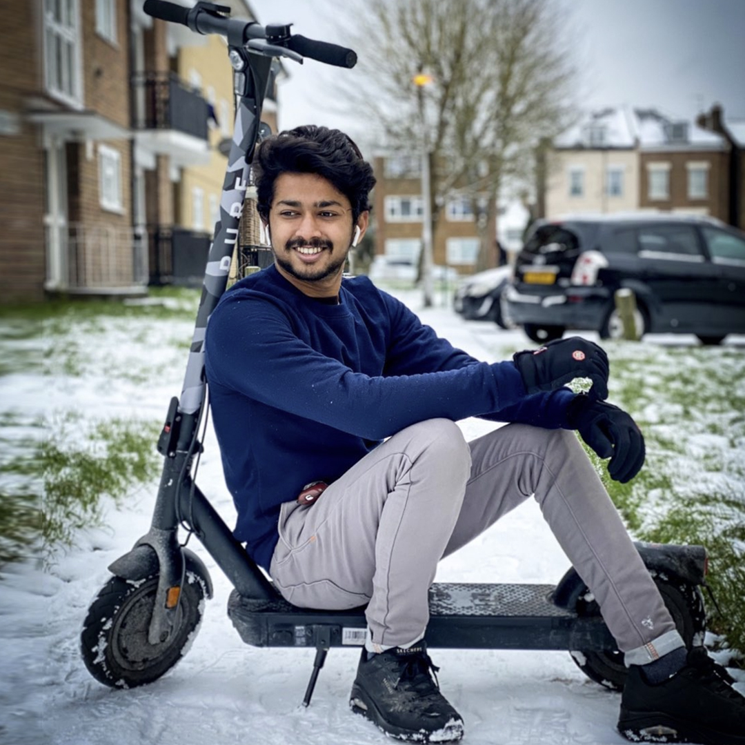 pureelectric_uk's tweet photo. Can anyone else feel a chill in the air? This pic from @mr_chhotu_2505 is cool in more ways than one ⚡⚡⚡ #pureelectric #Escooter #PureAirPro #Camo https://t.co/ADWkQIXv2e https://t.co/dscoyk3whT