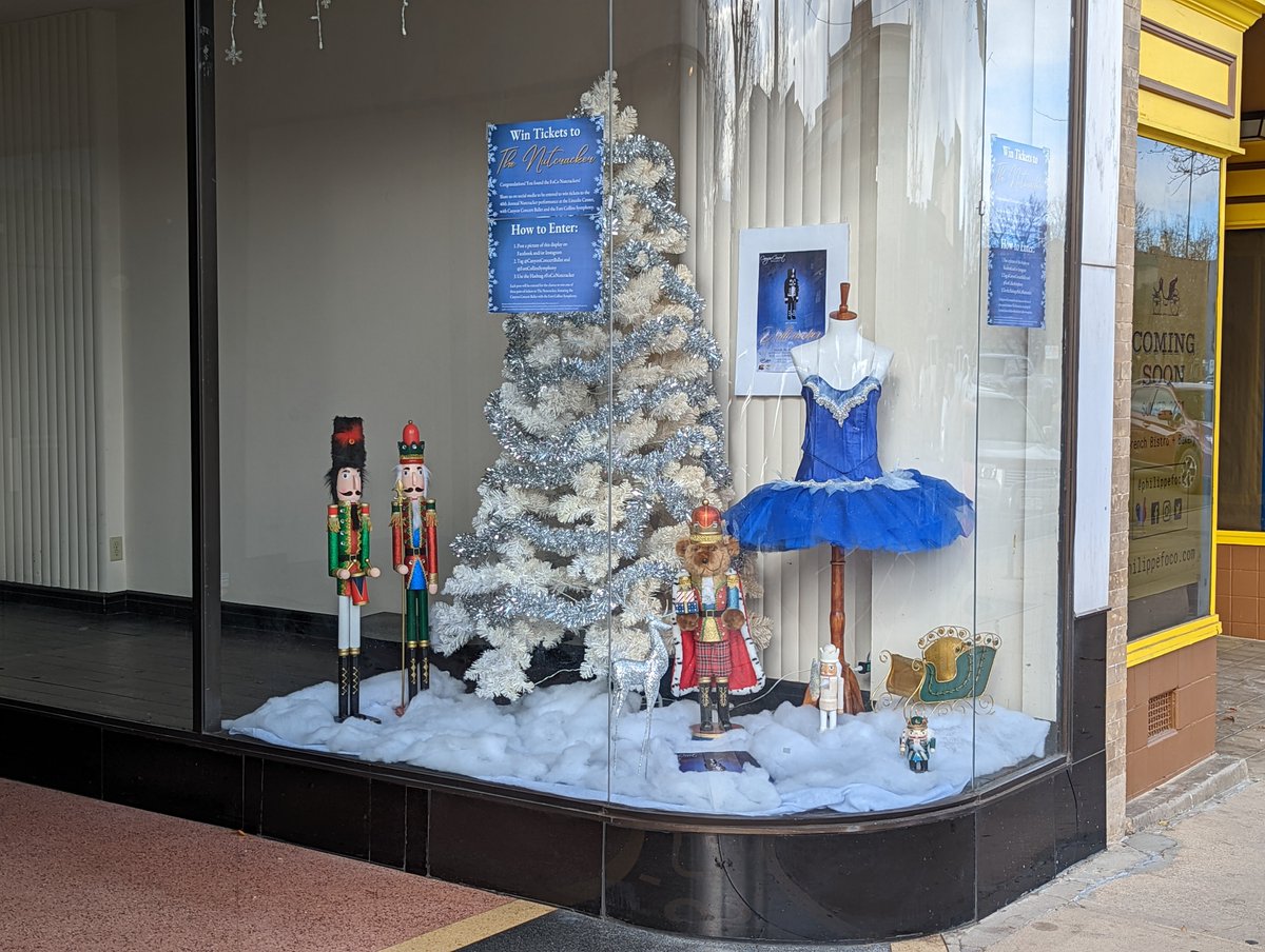 CanyonConcert's tweet photo. You could win tickets to see the our 40th Annual The Nutcracker with the Fort Collins Symphony!

Just find our display in #OldTownFortCollins, post a picture on Facebook or Instagram, and tag CCB and FCS with the hashtag #FoCoNutcracker and you'll be entered to win! https://t.co/WzgwMgEThR