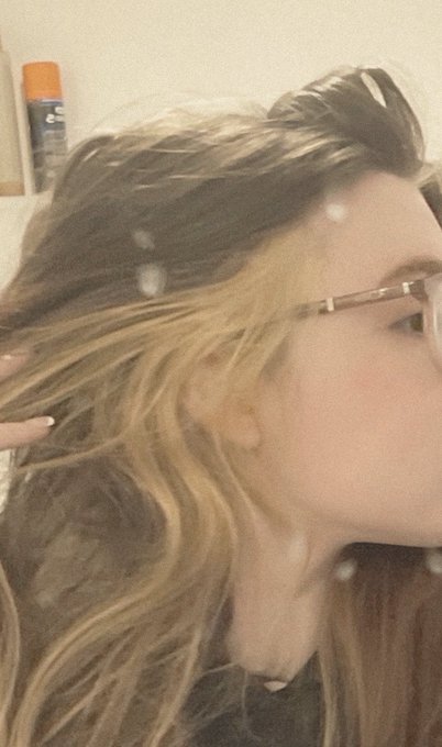 Added some blonde https://t.co/vexUxuLNPK