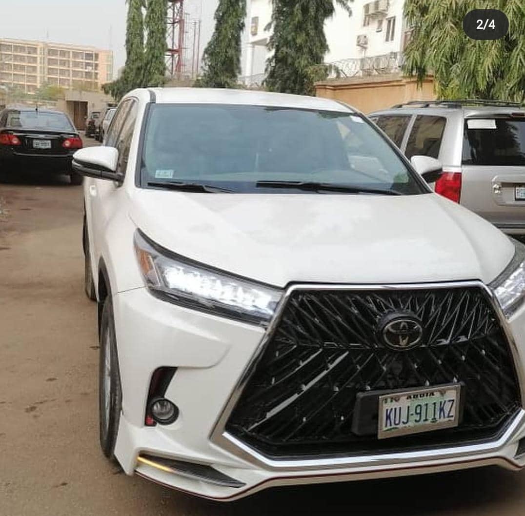 Olisadegreat's tweet photo. Your sure ladipo plug for all your Japanese spare parts. Always fast to deliver within Lagos and outside of Lagos. Toyota and Lexus cars spare parts  specialist. 08140790075.Send a DM https://t.co/mqjjyPr1oo