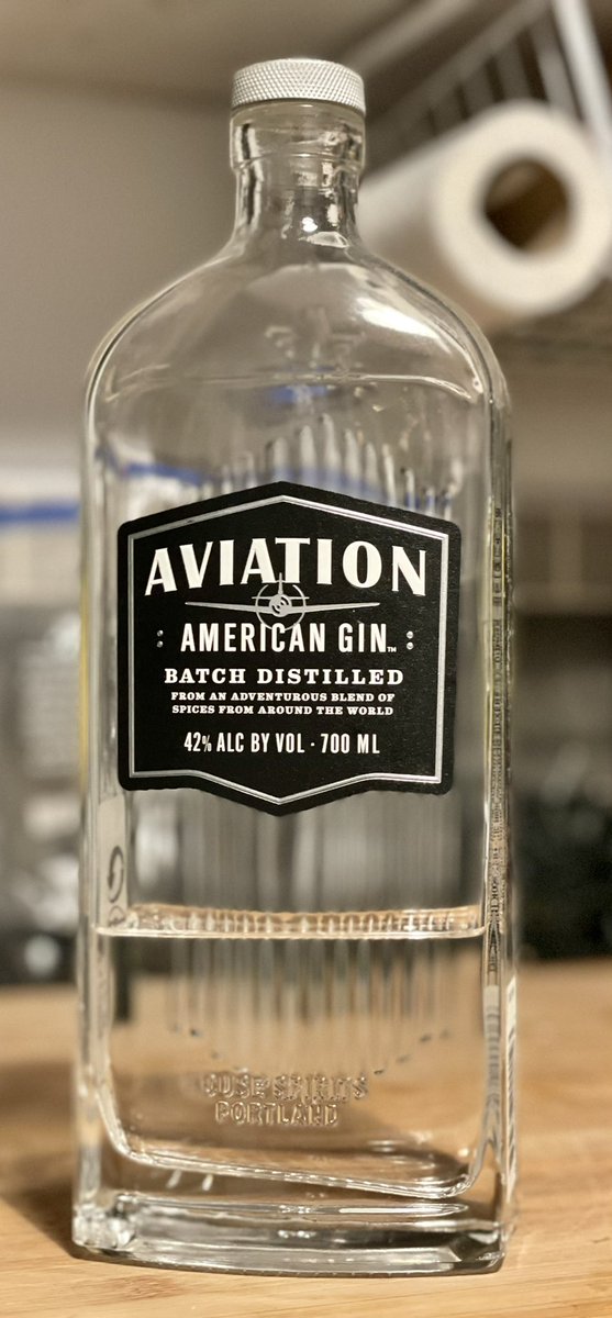 Trying something different tonight…. 

A Cubata - <a href="/AviationGin/">Aviation American Gin ✈️🍸</a> , dash of lime topped up with <a href="/CocaCola/">Coca-Cola</a> signature mixer…I wonder what <a href="/VancityReynolds/">Ryan Reynolds</a> would make of it?!
