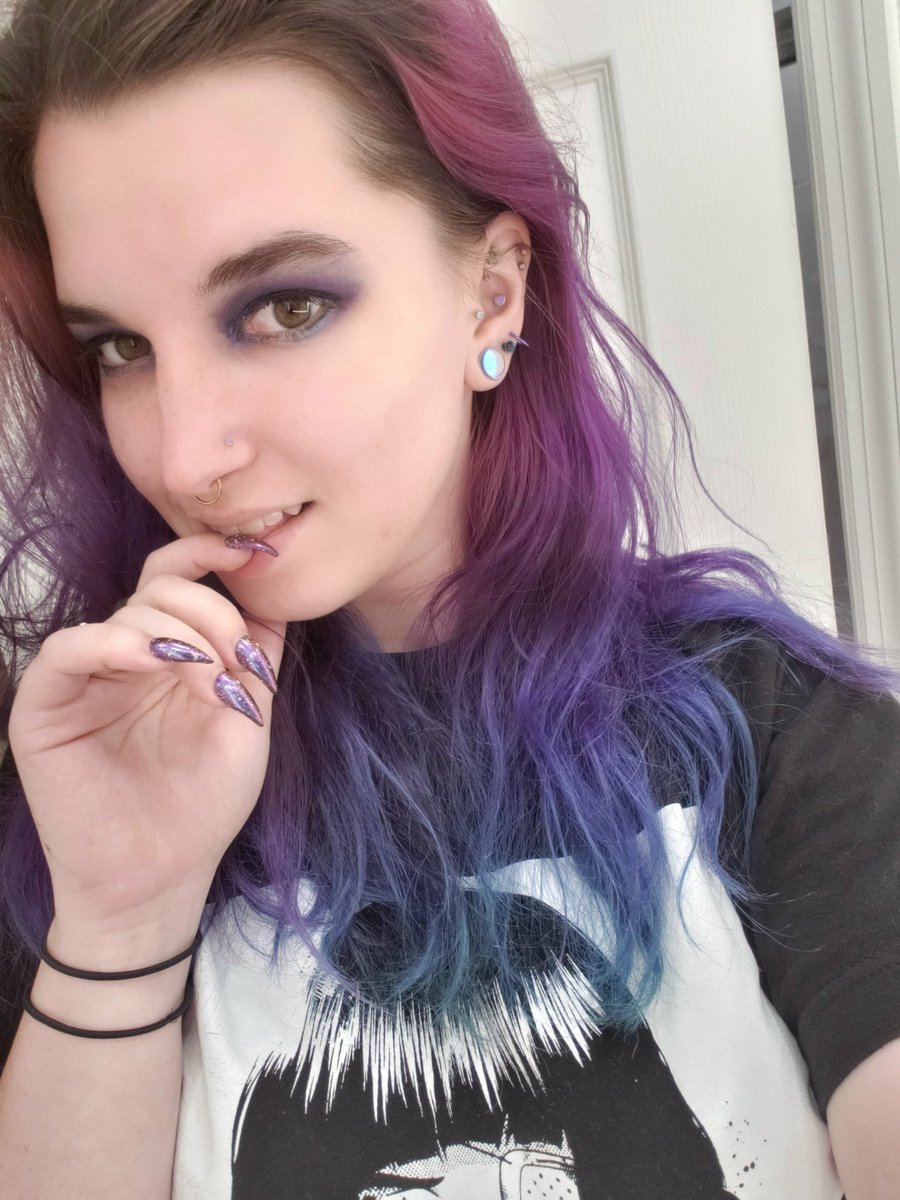 JustJesscaa's tweet photo. I looked good yesterday 🥰 #juviasplace #talons #mybaf https://t.co/RHtmha6OMj