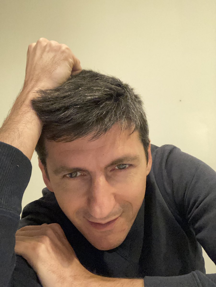 sly1818's tweet photo. @MissLondres Sinon pour 30 euros la demi heure je vous explique pourquoi j’ai choisi Woolite pour préserver la beauté de mes tricots. https://t.co/17jNCNUaCU