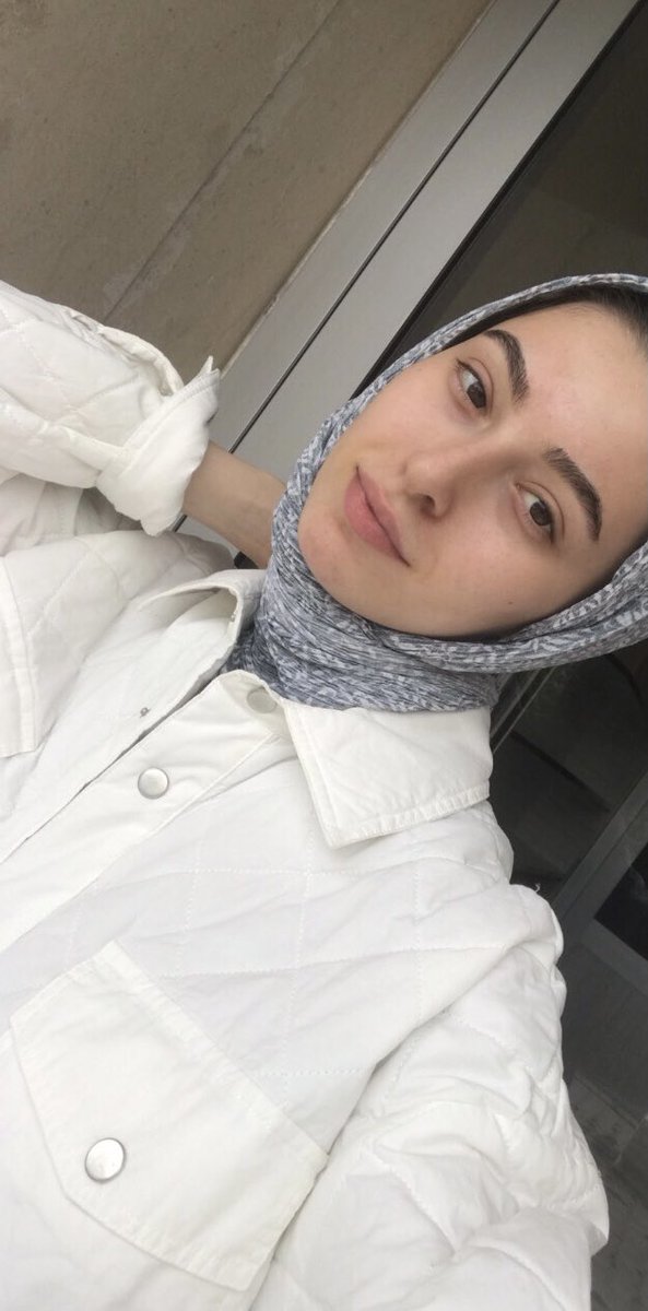 ElifecerE's tweet photo. @laaravel Bu bacımıza niye kendimi benzettim https://t.co/vqPGo8sKr2