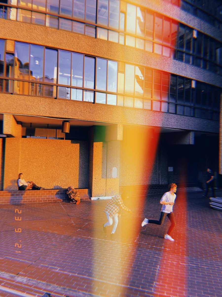 INSOLACE tweet media