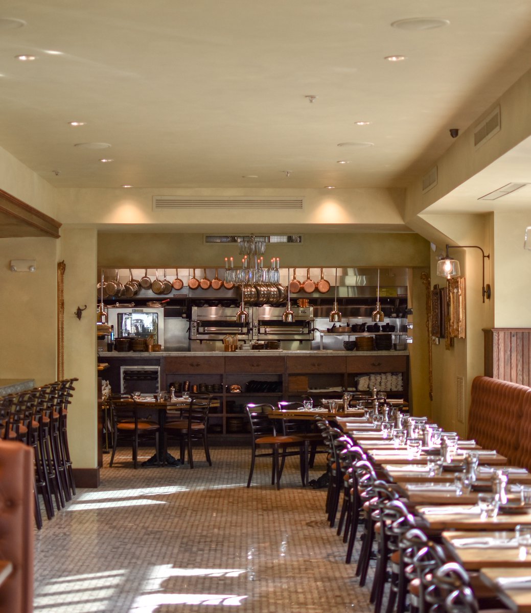 barlyonboston's tweet photo. Bar Lyon will be closed tomorrow, November 25th and will reopen on Friday the 26th. Happy Thanksgiving! https://t.co/kP2rIXCpXW