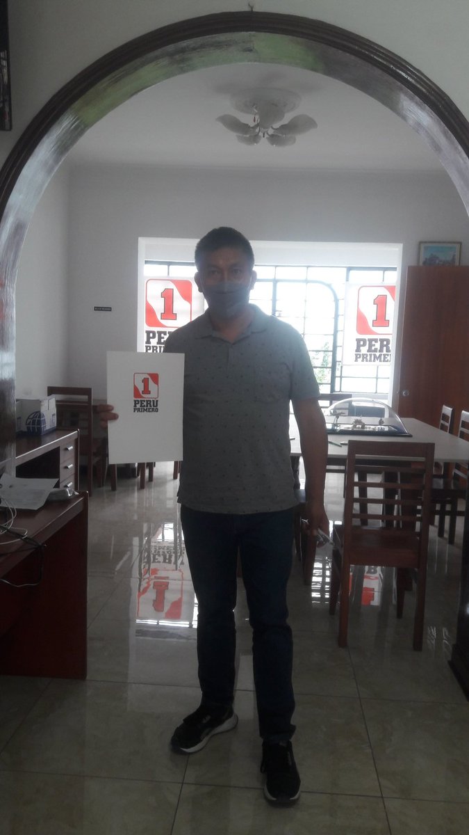 <a href="/netobusta/">Netho Bustamante</a> <a href="/MartinVizcarraC/">Martín Vizcarra</a>