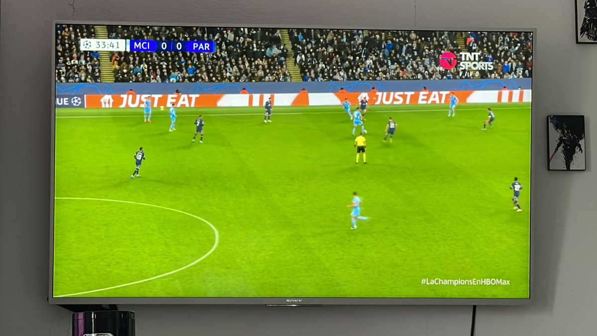 Crissthhian's tweet photo. Ya arreglaron #HBOMax #ChampionsLeague #pinchesgracias https://t.co/fIgNr357bR