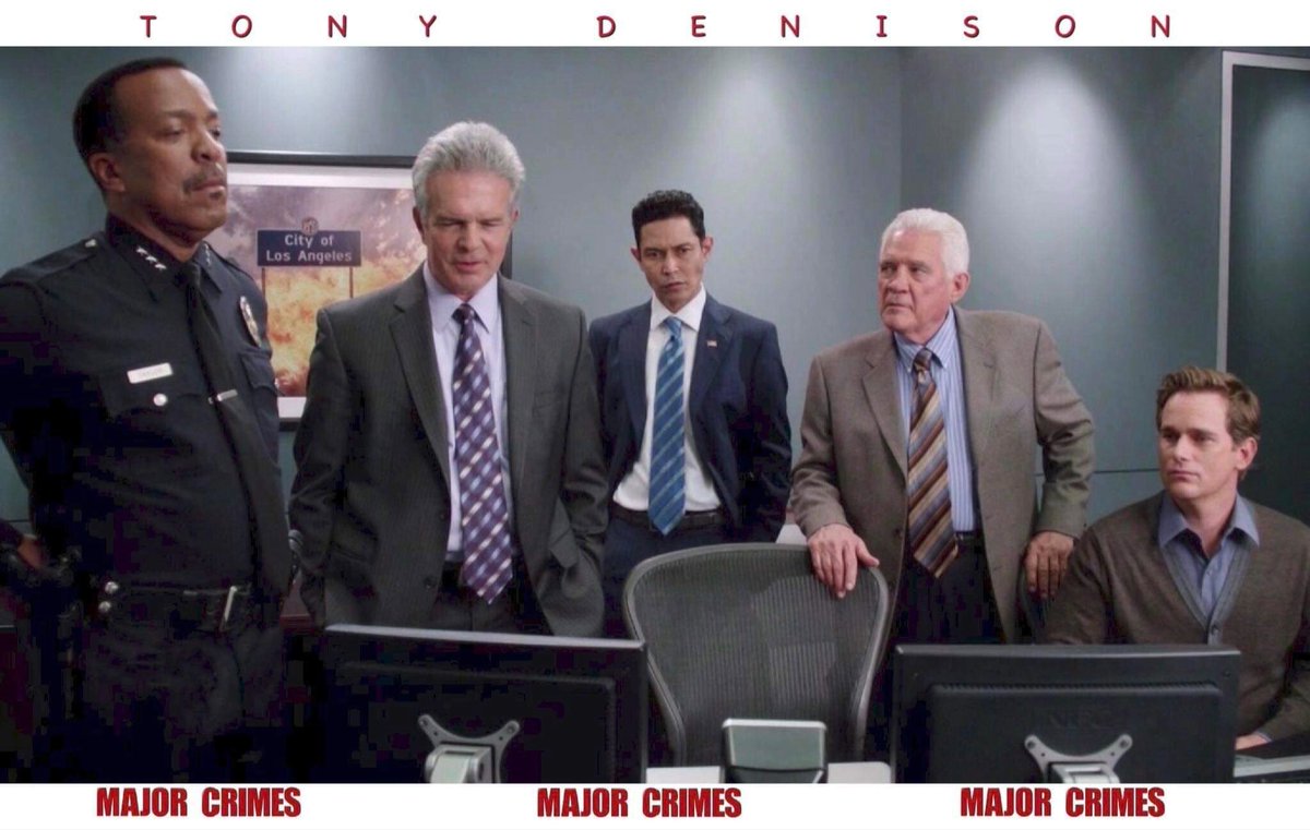 bridgette_TN's tweet photo. #WednesdayLesson That’s right Chief, the Captain definitely follows the rules… that was what you expected right? 😏😏😉😉 #MajorCrimes #ChiefTaylor #DDAMichaels #LtFlynn #BuzzWatson #LtProvenza #RebootMajorCrimes @hbomax @WBHomeEnt @phillipkeene @RealTonyDenison https://t.co/9hSco4lZom