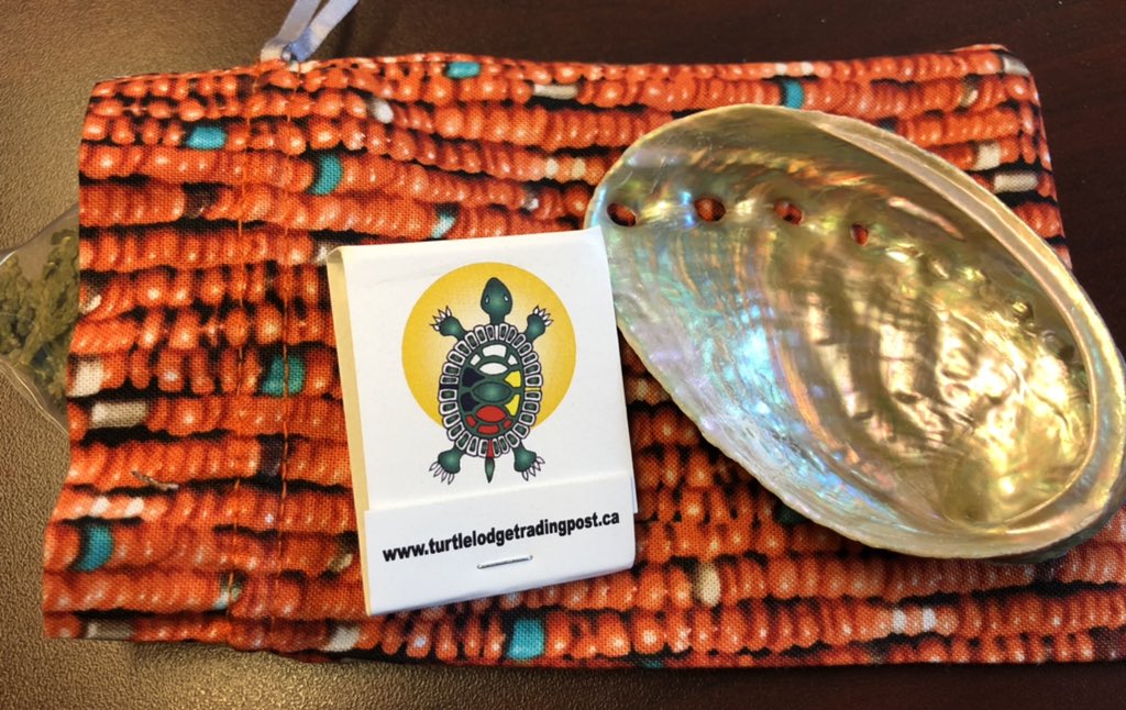 sandypinay's tweet photo. The CUTEST travel smudge kit in the whole of Turtle Island arrived today in the mail. Thank you to FNEAA for the gift! #turtlelodgetradingpost #FNEAA https://t.co/XiKCP72dXa