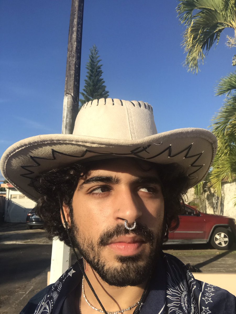 fantarosario's tweet image. no c la crean io soy un tipo serio