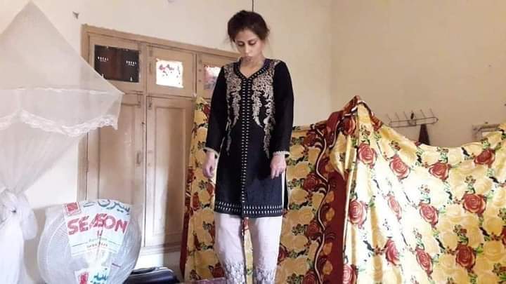 بس قبرون تيار هجن لاشن جي کوٽ ناهي اسان وٽ.