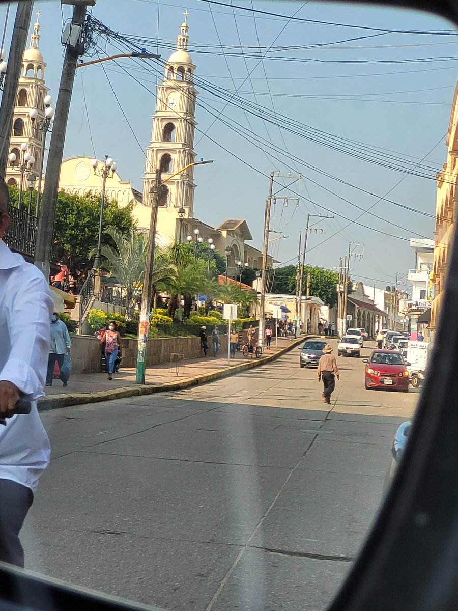 GabrielJuregui4's tweet photo. @AmbitionRed Main street, Acayucan, Veracruz,  México. https://t.co/MmPpjEFt2t