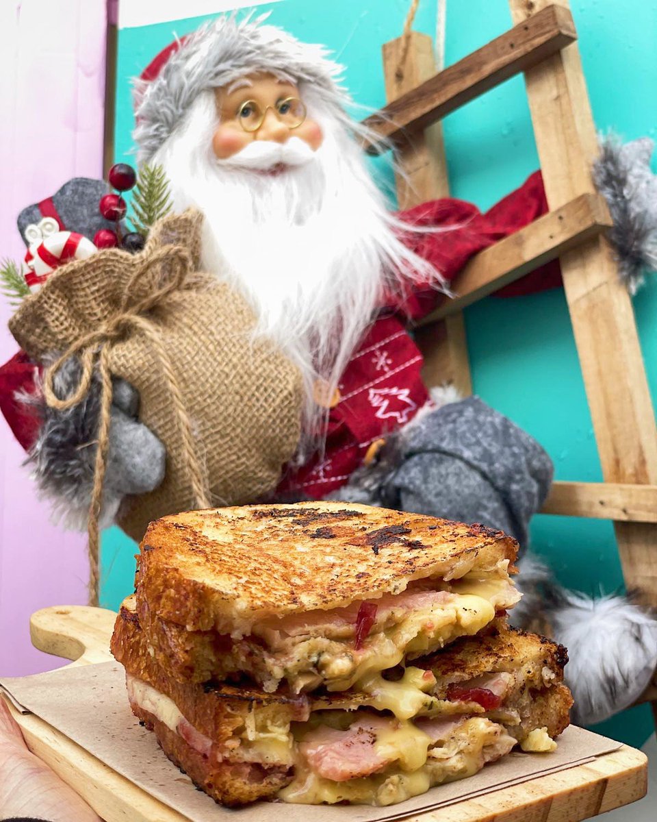 Christmas Toasties have landed 🤩Turkey, Ham, Stuffing, Cranberry Sauce, Gravy &amp; option of Brie🎅
