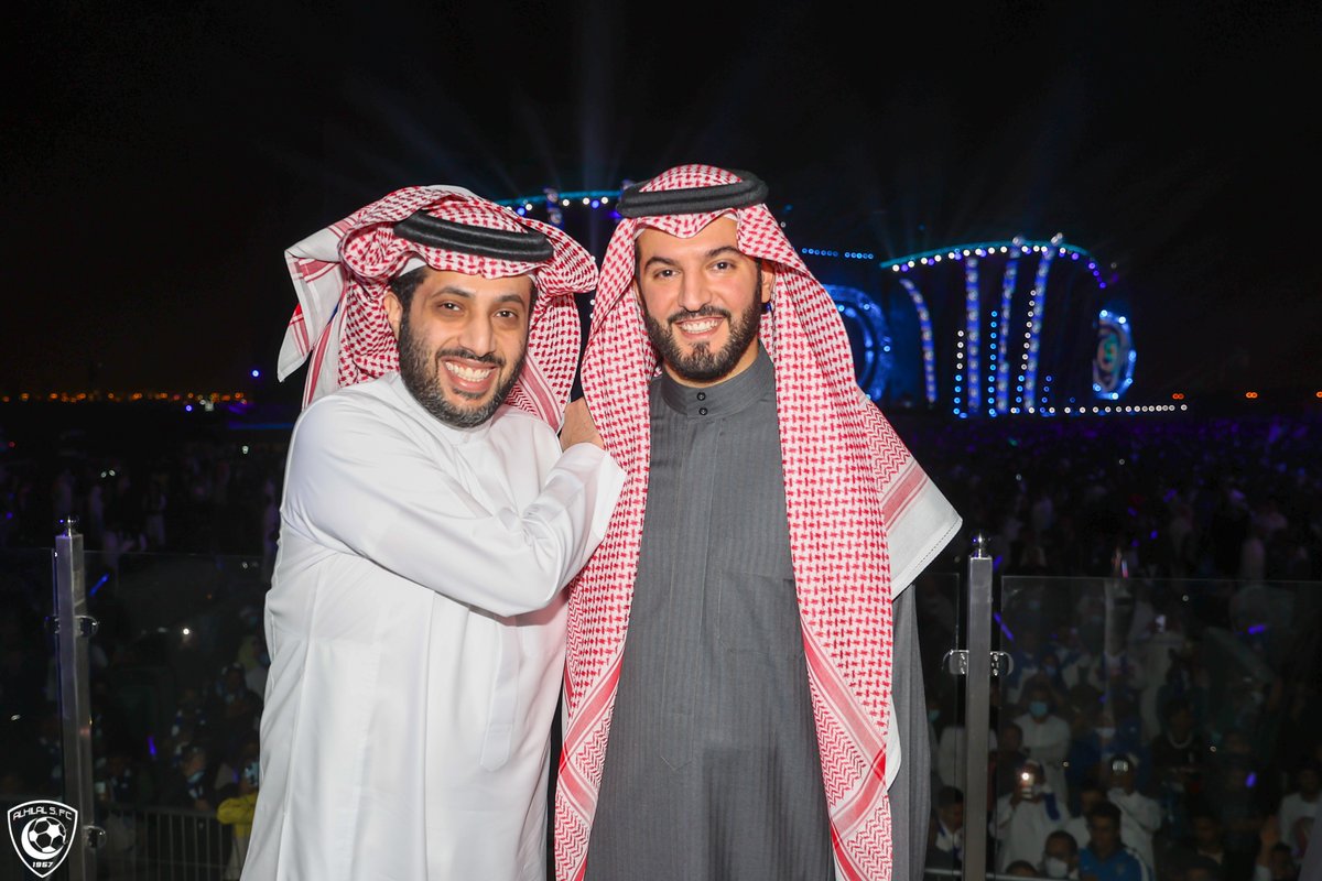 Alhilal_FC's tweet photo. 🔝 #احتفالية_زعيم_آسيا 🤩💙🏆

#الهلال https://t.co/9sSpF4lzoo