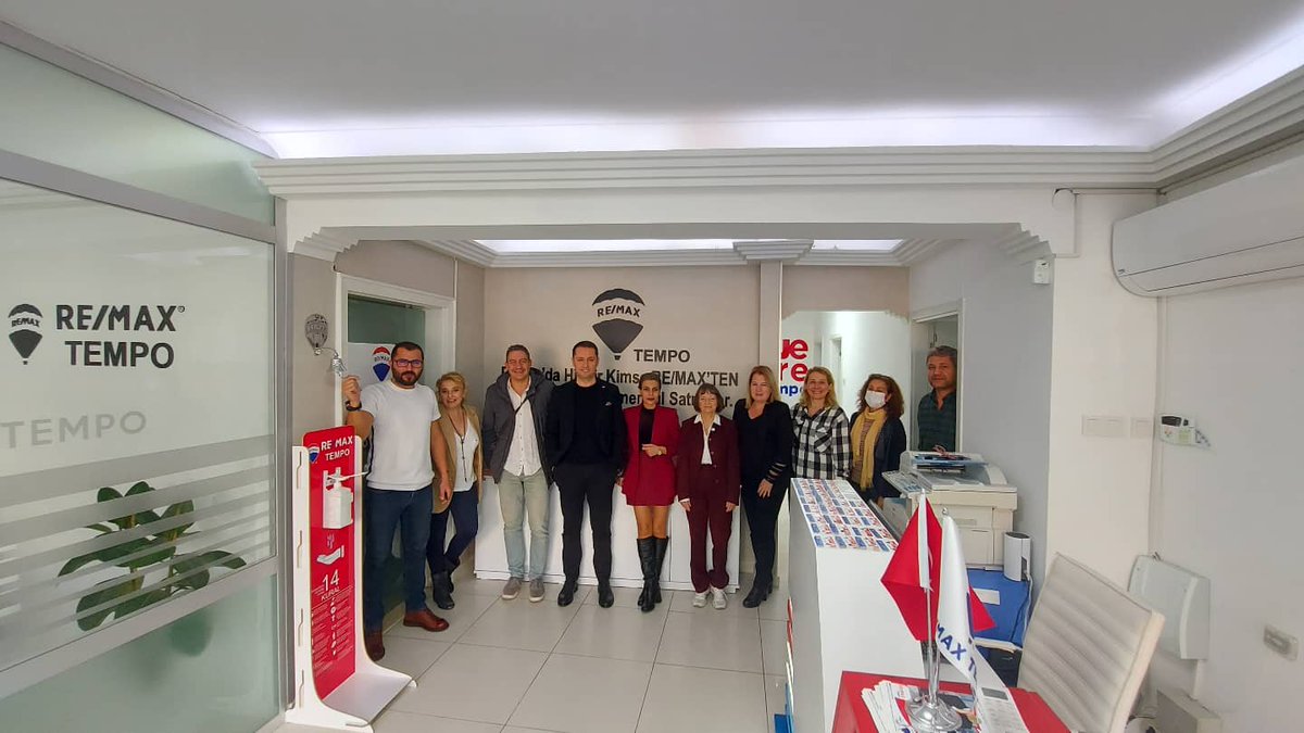 cbtempo's tweet photo. #remax #remaxtürkiye #remaxtempo #satılık #kiralık #emlak #ev #arsa #kadıköy #bağdatcaddesi #konut #daire #caddebostan #satılıkev #remaxtempobağdatcaddesi
#remaxbağdatcaddesi #remaxistanbul #gayrimenkul #Fenerbahçe
#gayrimenkuldanışmanı #Selamiçeşme #Çiftehavuzlar #Suadiye https://t.co/t0xV7kOAZ8