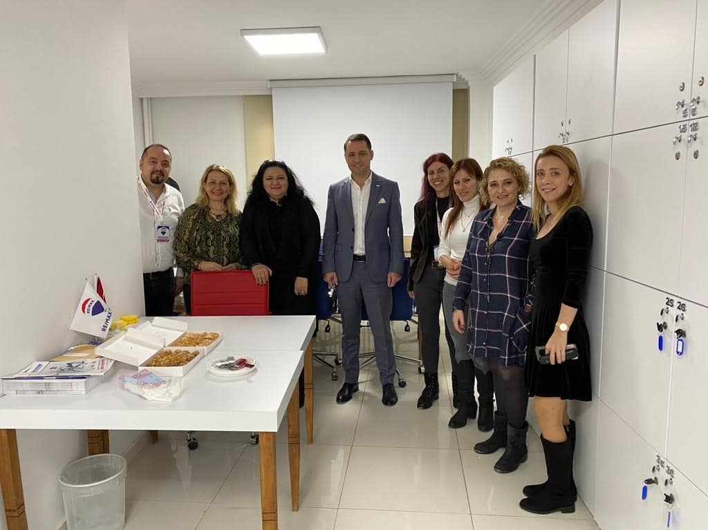 cbtempo's tweet photo. #remax #remaxtürkiye #remaxtempo #satılık #kiralık #emlak #ev #arsa #kadıköy #bağdatcaddesi #konut #daire #caddebostan #satılıkev #remaxtempobağdatcaddesi
#remaxbağdatcaddesi #remaxistanbul #gayrimenkul #Fenerbahçe
#gayrimenkuldanışmanı #Selamiçeşme #Çiftehavuzlar #Suadiye https://t.co/t0xV7kOAZ8