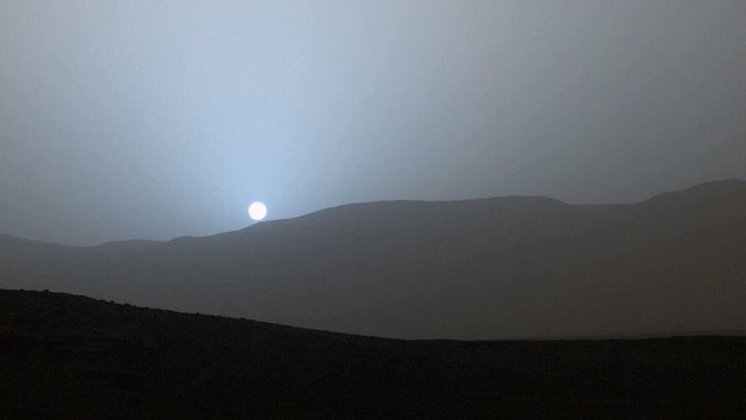 We are the first human beings to see a Mars sunset. It’s quite a thought NASA More:cutt.ly/aTkoEOW