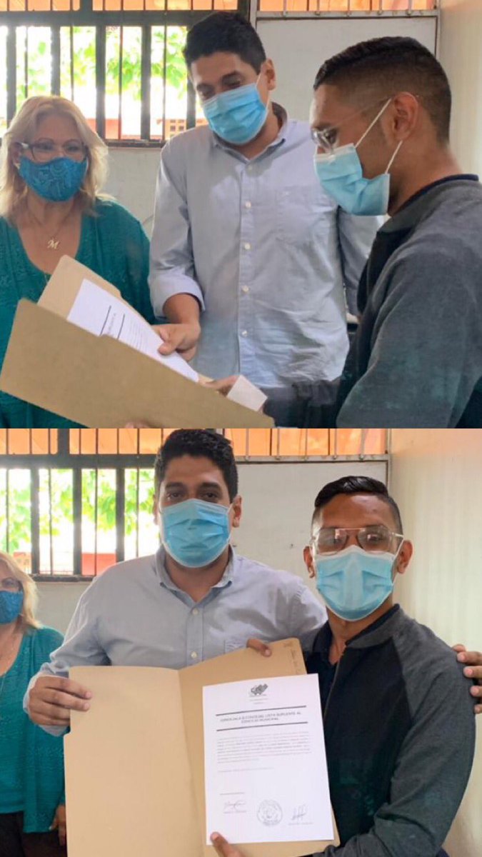 juanjcabrerap's tweet photo. Hoy recibí mi acreditación como concejal lista de Valencia, para el período 2021-2025.

Valencia necesita de sus mejores hombres y mujeres para recuperar todo lo que ha perdido. En mí tendrán un portavoz franco y resuelto.

¡VALENCIA, AQUI ESTAMOS! https://t.co/6OIDxvu0uQ
