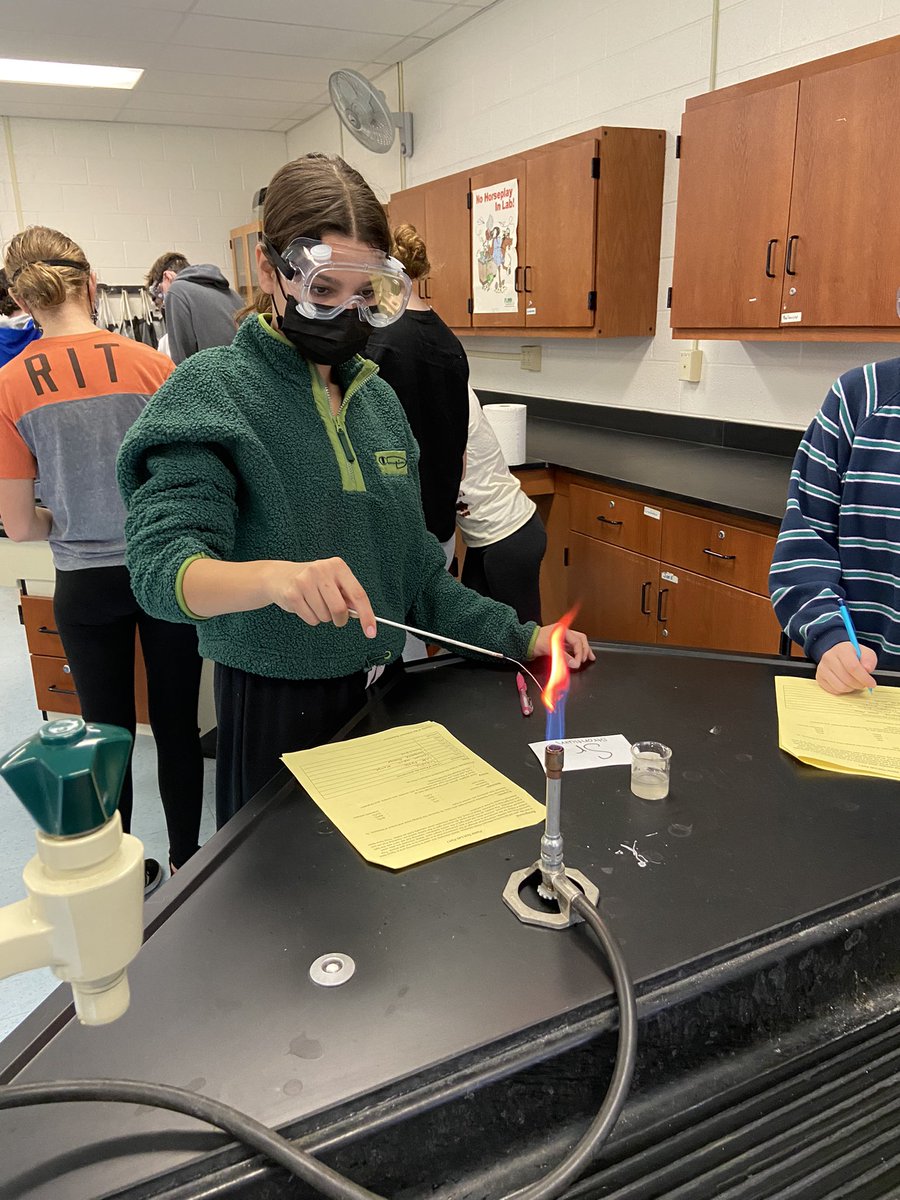 msshurminskyRHS's tweet photo. Fun with light for a short week! Chem Ss work to explain why fireworks explode in colors. To investigate, we analyzed light emitted when metals are lit on fire. Then, we donned diffraction glasses to split visible light into specific colors (last pic!). @RSDSciTechEd @RamseyHSNJ https://t.co/ujWAqPUVcb