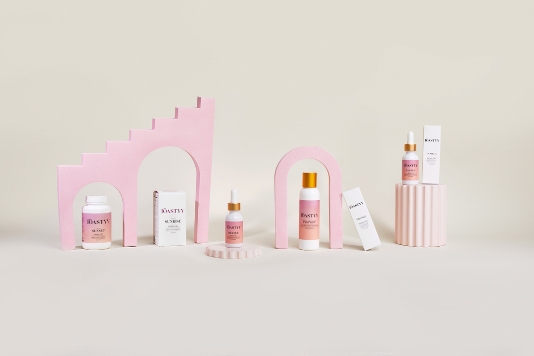 We created our Black Friday &amp; Cyber Monday Gift Guide to help you get a jump on your holiday shopping. 

The guide features amazing gifts like <a href="/gettingtoasty/">Alex MacMasters</a>. 
<a href="/gettingtoasty/">Alex MacMasters</a>, is all about encouraging you to stand tall and strong, striving to always make you feel empowered to be