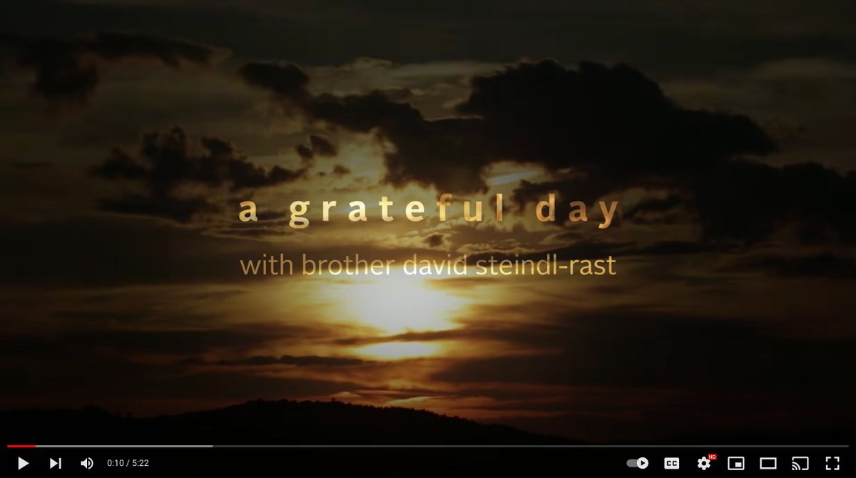 LiaHuberNOURISH's tweet photo. I can’t think of a better “frame-up” for Thanksgiving than this => https://t.co/Wo7B7YyY6l. No matter where we are in our lives right now, or what’s happened to us in the past, each moment holds something of beauty, and it’s calling out for us to find it, and to say thank you. https://t.co/UfLzhShQCm