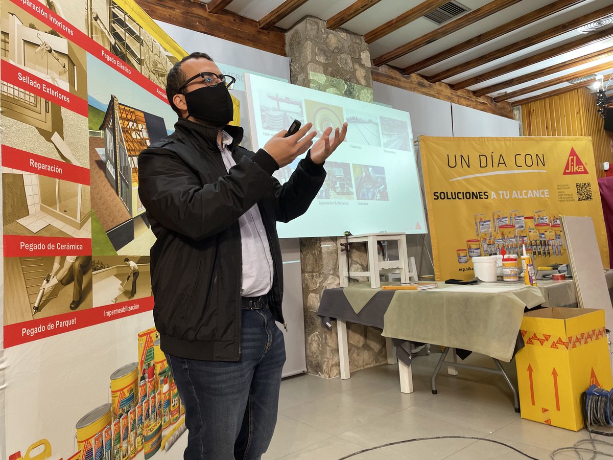 DelsoVictor's tweet photo. Esta tarde hemos estado con nuestro #distribuidor #Sika GARCÍA LÁZARO de #Borja (Zaragoza), presentado productos de innovación y algun que otro clásico de @SikaSpain #MonoTop #SikaBond #Sikalastic #CalColor. Mañana más y mejor… https://t.co/BbRRpCFeHT
