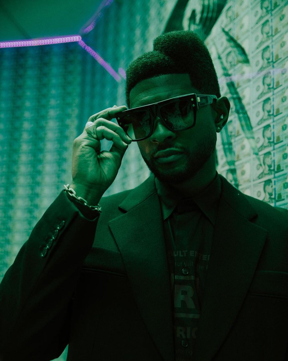 ColosseumatCP's tweet photo. Take it nice & slow with @Usher this holiday season 😉🎄
The eight-time #GRAMMY award winner returns to @CaesarsPalace #LasVegas from Dec 23 - Jan 1
🎟️ VERY limited show tickets left:
https://t.co/sUEqZ0nYTY
💵 #USHH Backstory Pass: https://t.co/rIzoAGQhj0 https://t.co/nK05CPuTCQ