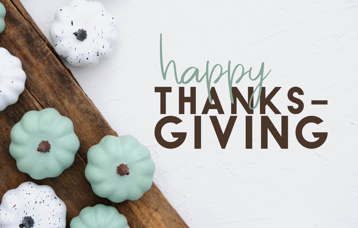 1000LED's tweet image. Our office will be closed on Thursday November 25 &amp;amp; Friday November 26.