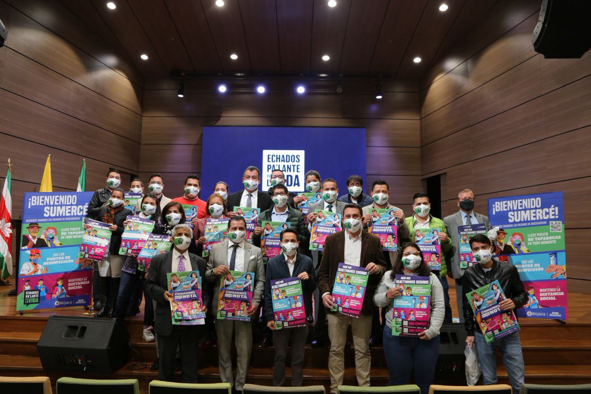 ¡#EchadosPaLantePorLaVida avanzamos en Boyacá!

Hoy, en compañía de empresarios y gremios del departamento, lanzamos desde <a href="/GobBoyaca/">Gobernación de Boyacá</a> la campaña de autocuidado y reactivación económica. Unimos esfuerzos con el sector productivo y turístico para cuidar la vida y avanzar.
