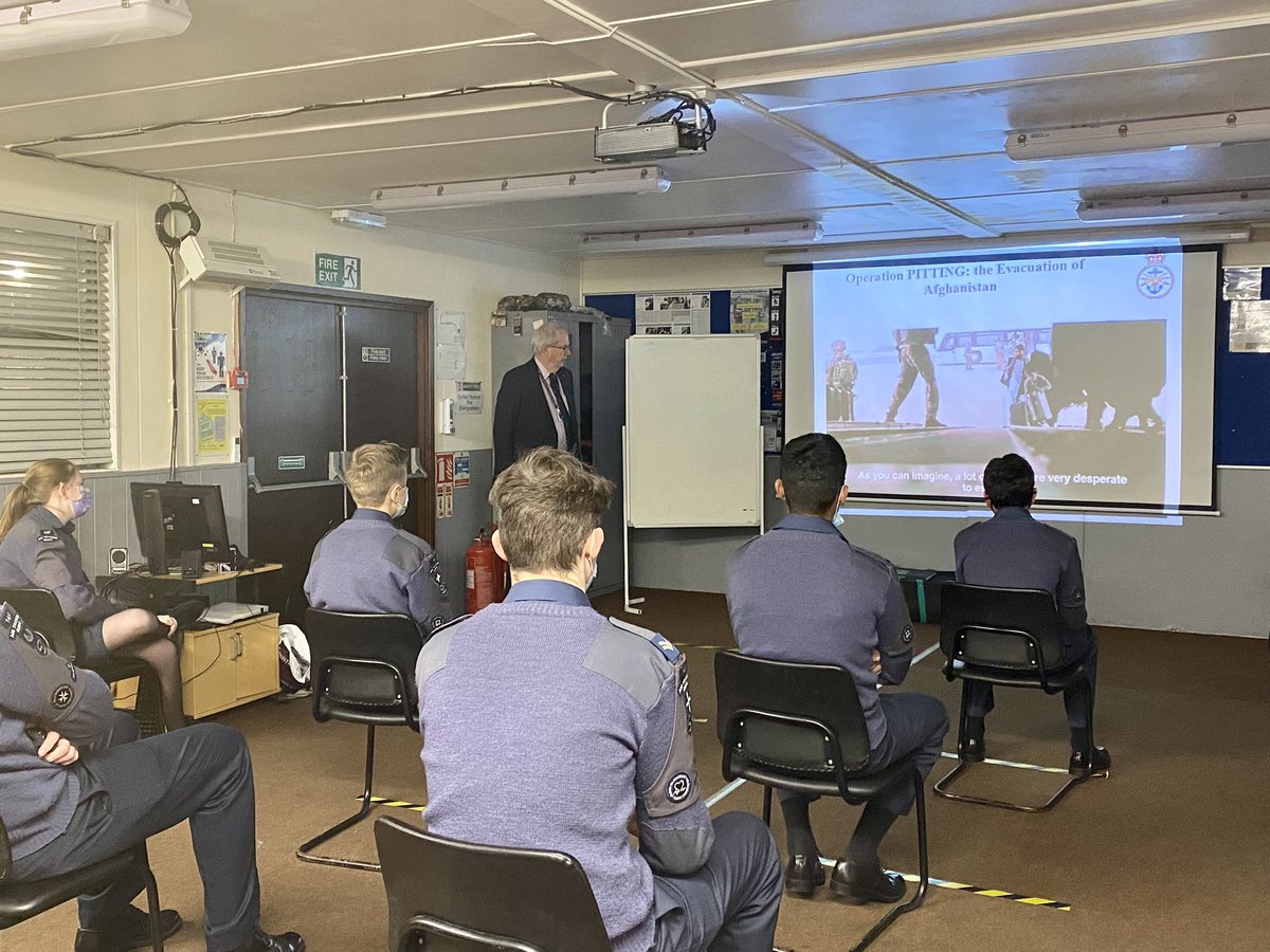 14F_Sqn's tweet photo. @andygillman24 from MOD HQ visited 14F &amp; gave a talk on his career, covering major global events he witnessed, changing role of Defence in the 21st Century, military support to COVID, role of a civil servant in MOD &amp; how the cadets could be part of the next generation in defence https://t.co/vIcuwtdif9