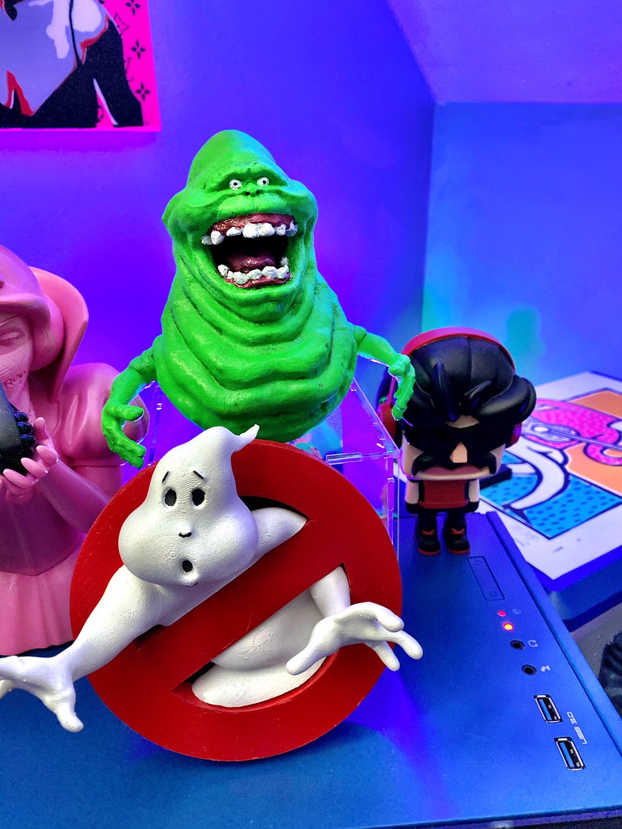 TonyKampas's tweet photo. Just finished Slimer what a 🔥🔥🔥🔥 Piece 1/1 #slimer #Ghostbusters #staypuft #protonpack #ectoplasm #pkemeter #containmentunit #staypuftmarshmallowman https://t.co/sTVXZh6hS5