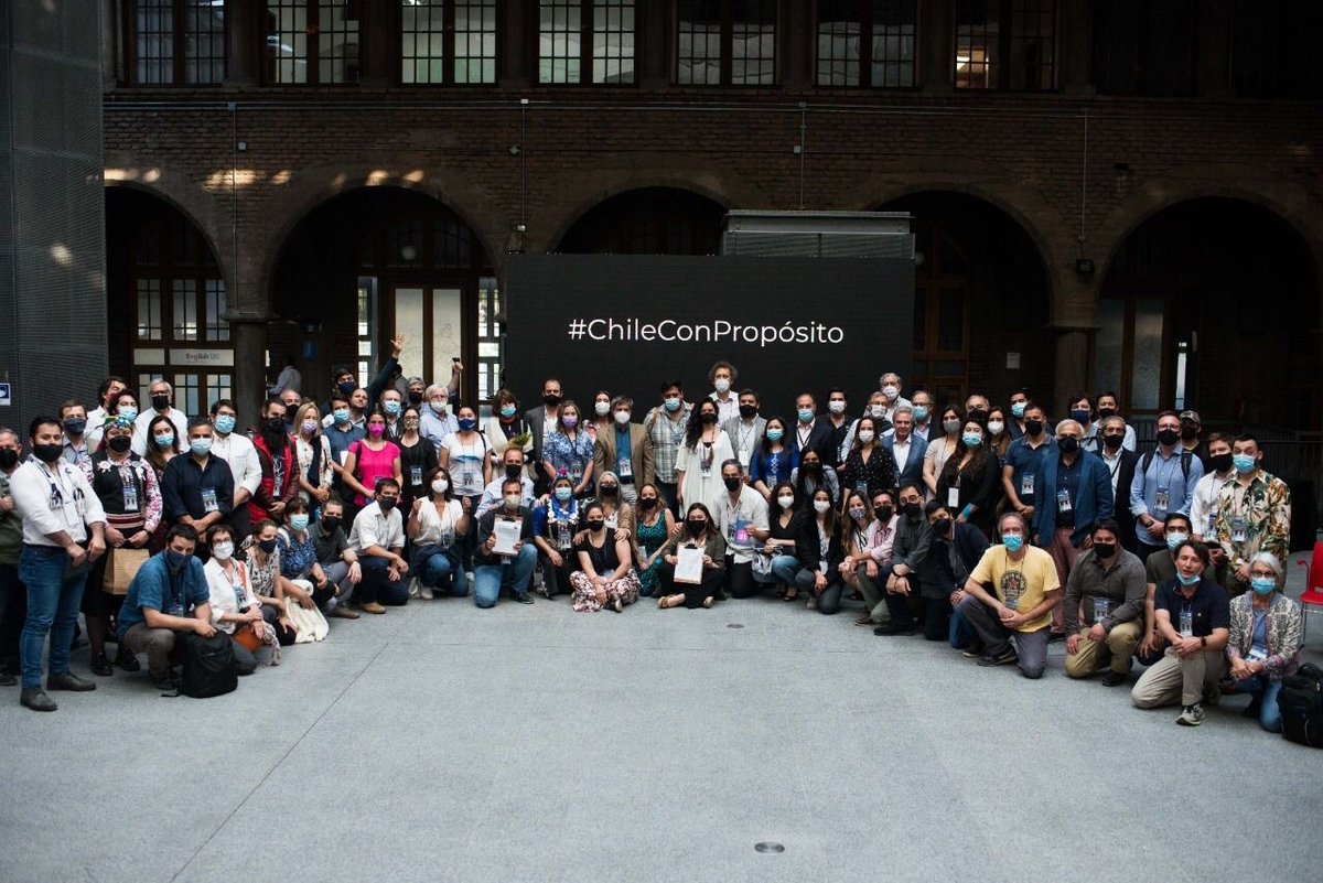 CentroinnovaUC's tweet photo. 📰"Cambio climático y compromiso con las Empresas B". Te invitamos a leer la columna de nuestro Director, Ramón Molina, donde junto a entidades del #3xi profundizan sobre la firma de #ChileConPropósito.
➡️Puedes leerla en @DFinanciero: https://t.co/9VXbKRuFhw https://t.co/qfMIUlHhUM