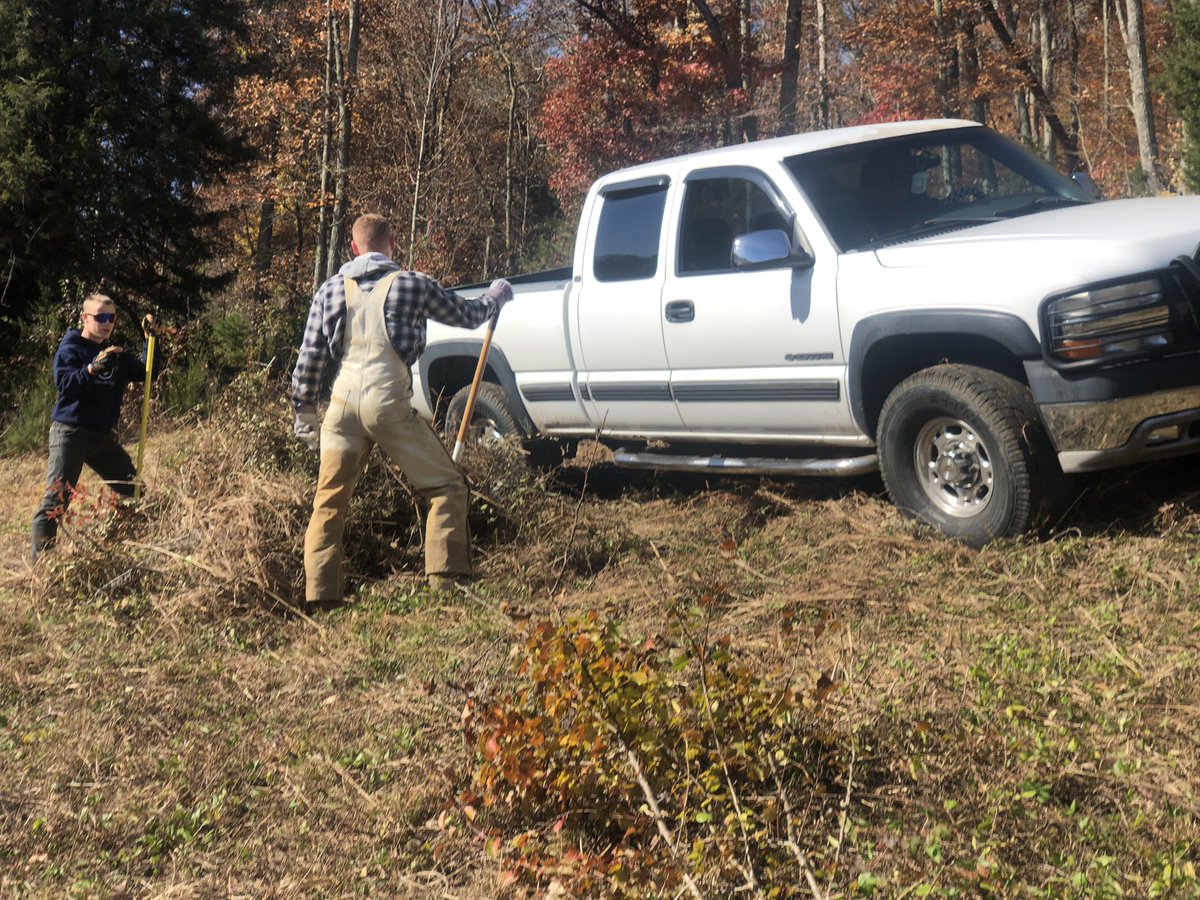 DarylChandler's tweet image. The winter project is 75% done! These guys worked their tails off today! @BryceSutton @masonchandler02