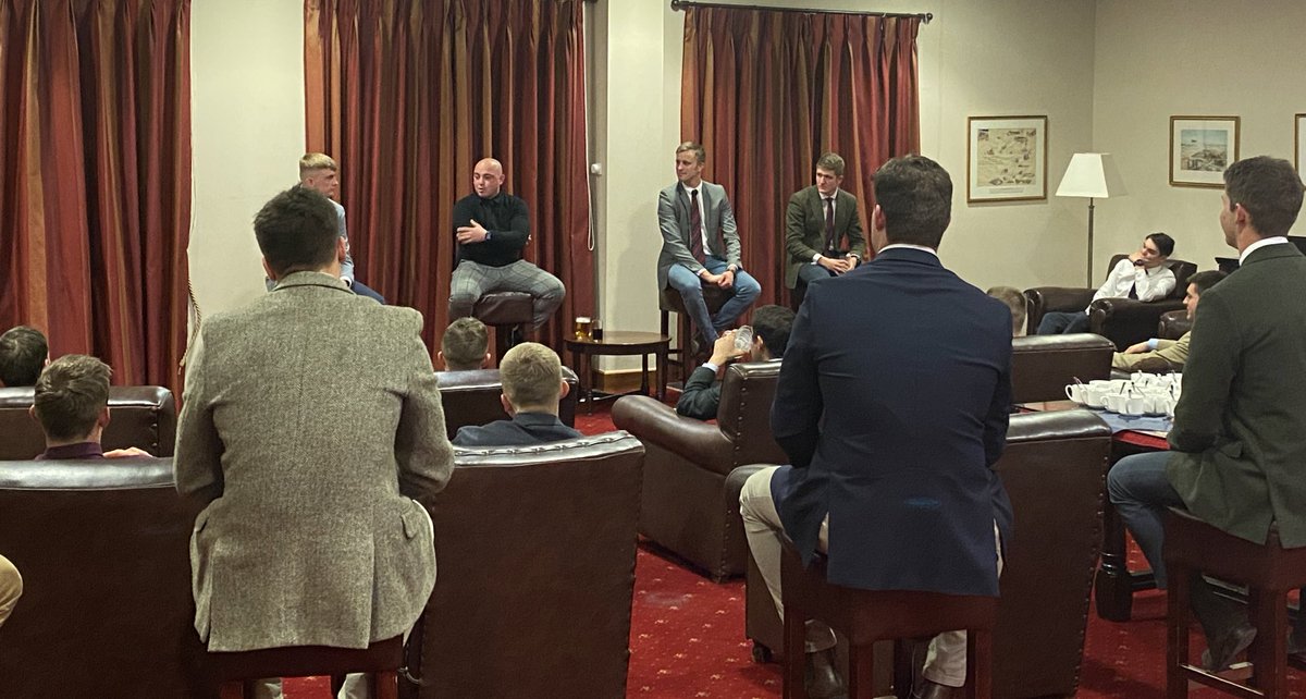 Thank you to the team from <a href="/22EngrRegt/">Commanding_Officer</a> for your brilliant, honest, inspiring &amp; humours Q&amp;A tonight at the #Fireside chat with the <a href="/Proud_Sappers/">Corps of Royal Engineers</a> OCdts <a href="/RMASandhurst/">Royal Military Academy Sandhurst</a> about to commission into the Corps <a href="/UrchTyrone/">Tyrone Urch</a> #Ubique, and I must add #Unique 😊