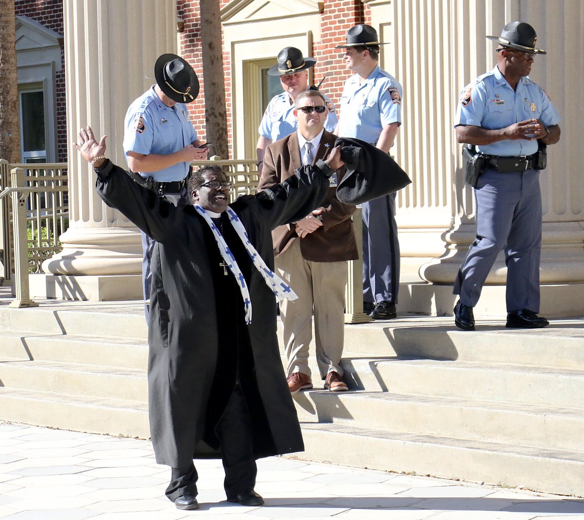 D.J. Davis tweet media