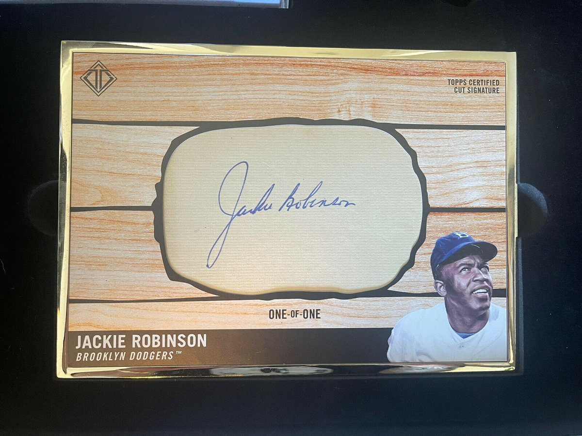 1OnlyOneOfOnes's tweet photo. *Personal Note: If anyone ever needs a reason why I started this 1/1 only Twitter? Look no further than the drive to want to just SEE Cards like this and do my best to archive as many as possible.
Such an incredible card. https://t.co/1m4Pe0HWnf