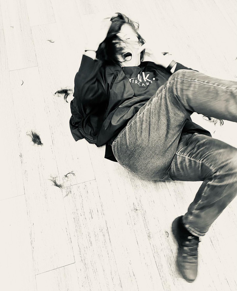 joleeworld's tweet photo. Yay! Roll on floor hair cut day! Happy day! #RiffRaff #Harrogate with David Robinson… thank you Hair Meister! Excellent job! #hairdressers #haircut #rollonfloor #whatgoesoninherhead #blackandwhitephotography #photoshoot #stylist https://t.co/LdQrkwosX5