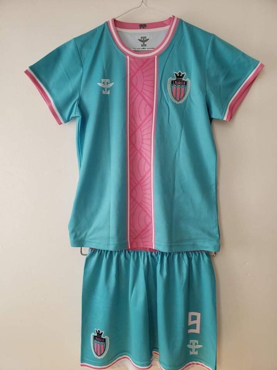 laurier_fc's tweet photo. Le moment est enfin venu de dévoiler l’uniforme du Laurier FC!

Merci à @EricVking à l‘idéation
Merci à @H1ZUMI pour le design graphique
Merci à @IcarusFCphl pour le produit de qualité
💙 https://t.co/BWcrnRE034